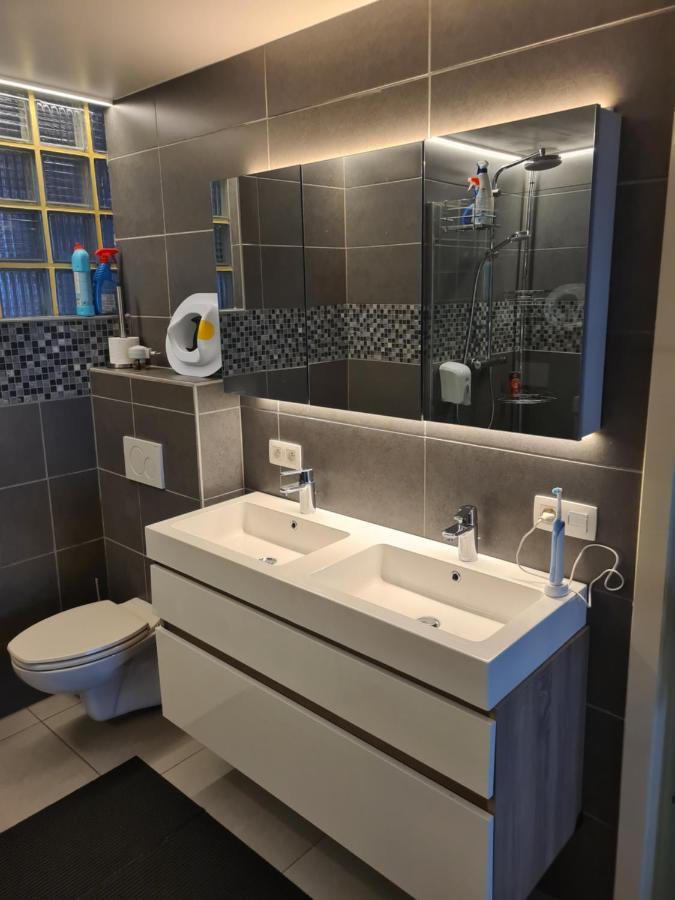 Frontaal Gelijkvloers Seaview 80M² 2 Slp Apartman Ostende Kültér fotó