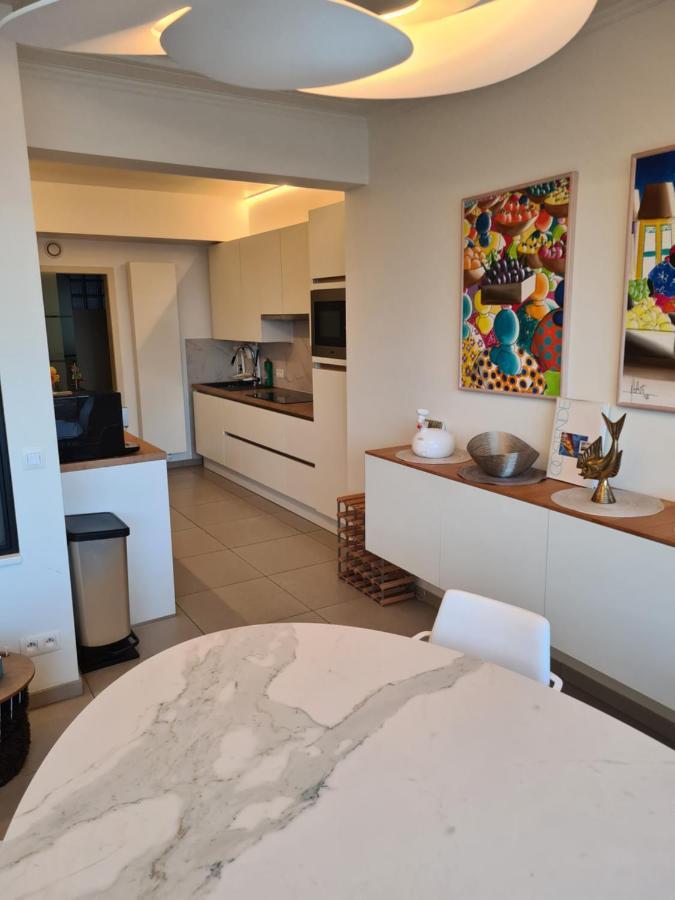 Frontaal Gelijkvloers Seaview 80M² 2 Slp Apartman Ostende Kültér fotó